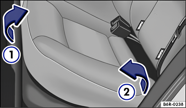 Fig. 83 Rear seats: folding the rear seat cushion forwards